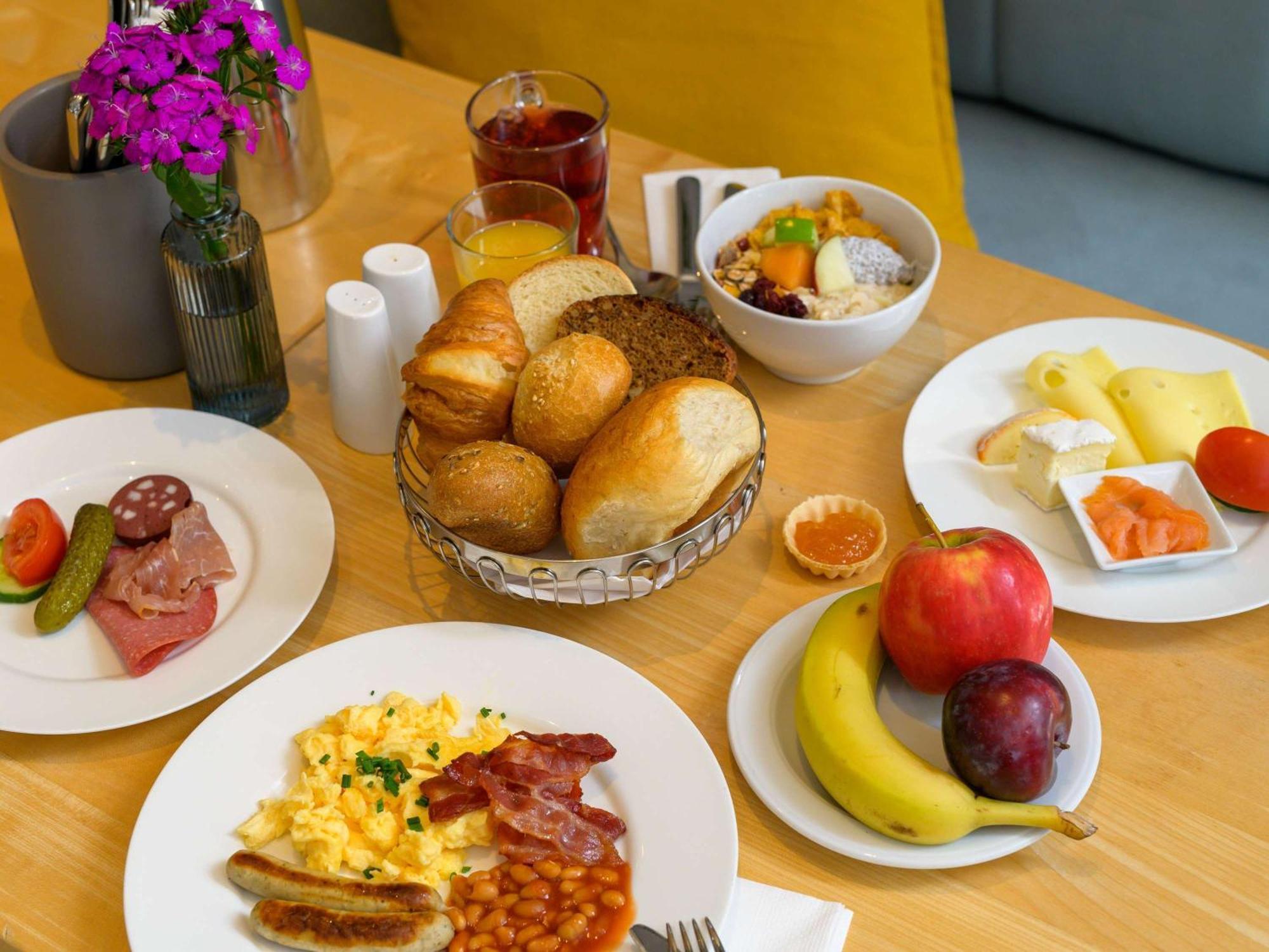 Mercure Hotel Koeln West Luaran gambar